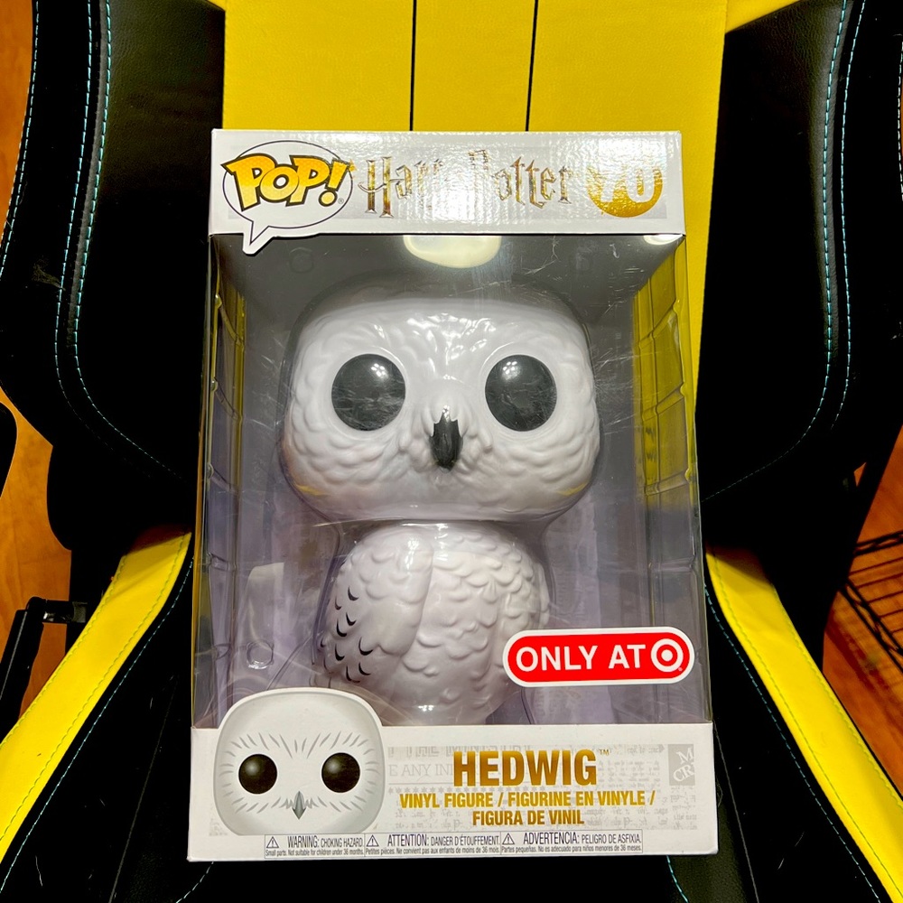 Funko Pop hedwig 10 inch